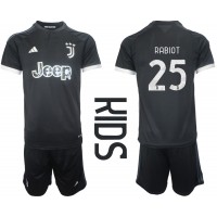 Otroški Nogometni dresi Juventus Adrien Rabiot #25 Tretji 2023-24 Kratek Rokav (+ Kratke hlače)